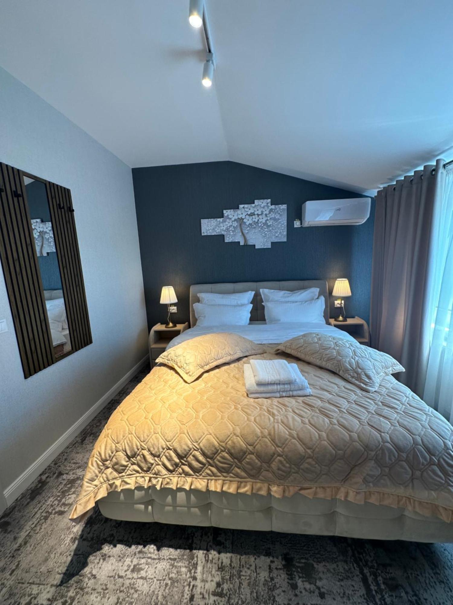 Complex Rediu 54 Luxury Apartaments Iasi Exterior foto